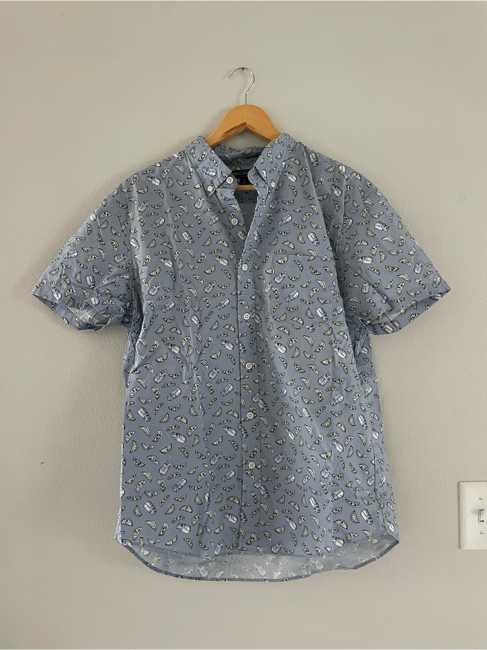 Men's J. Crew Blue Short-Sleeve Button-Up Shirt with Salt & Limes